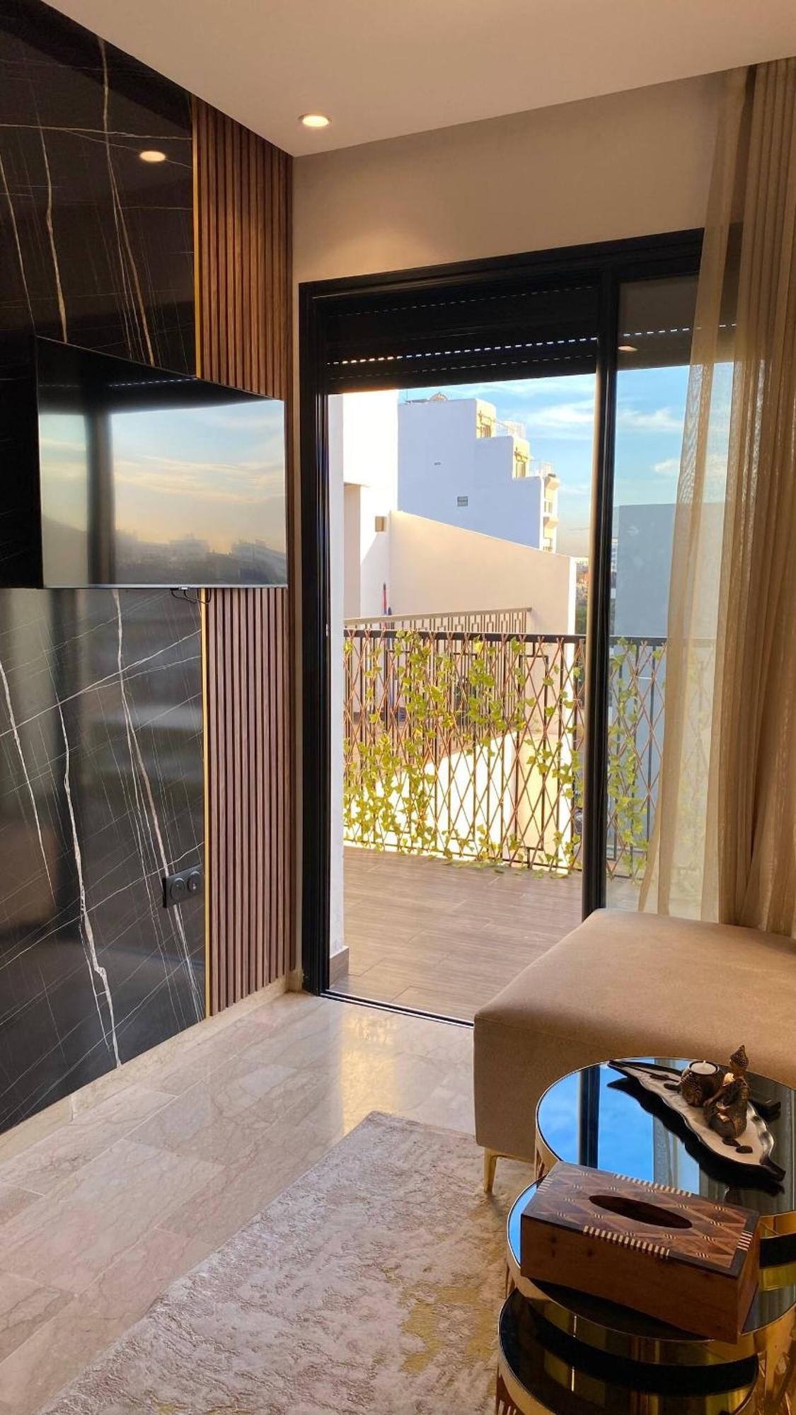 Apartment Dynasty Estate, Avec Terrasse Et Vue Sur Twin Center Casablanca