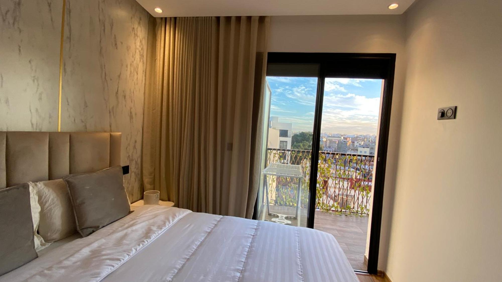 Apartment Dynasty Estate, Avec Terrasse Et Vue Sur Twin Center Casablanca